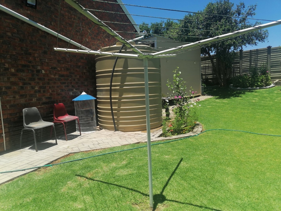 2 Bedroom Property for Sale in Fleurdal Free State